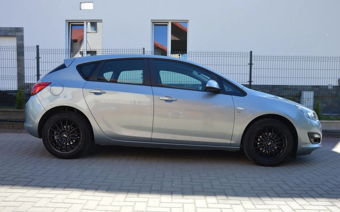 Opel Astra cena 32900 przebieg: 180000, rok produkcji 2014 z Płock małe 562